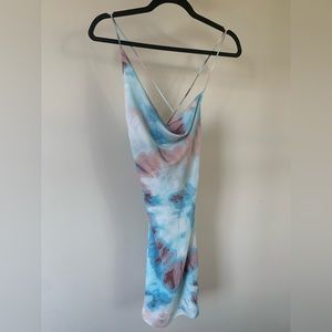 PRINCESS POLLY (JAGGER & STONE) BLUE TIE DYE “GWYNETH MINI DRESS” IN SIZE US 4